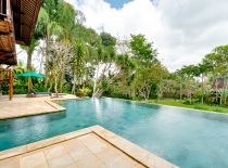 Villa Atas Awan, Infinity Pool